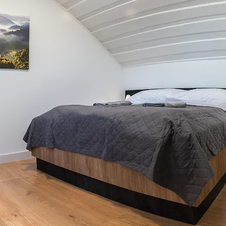 Domino-domek 3 Krościenko